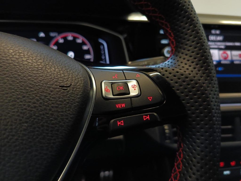 VOLKSWAGEN Polo 1.6 TDI 95 CV DSG 5p. Highline - 17