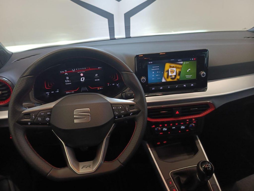 SEAT Arona 1.0 EcoTSI FR - 11