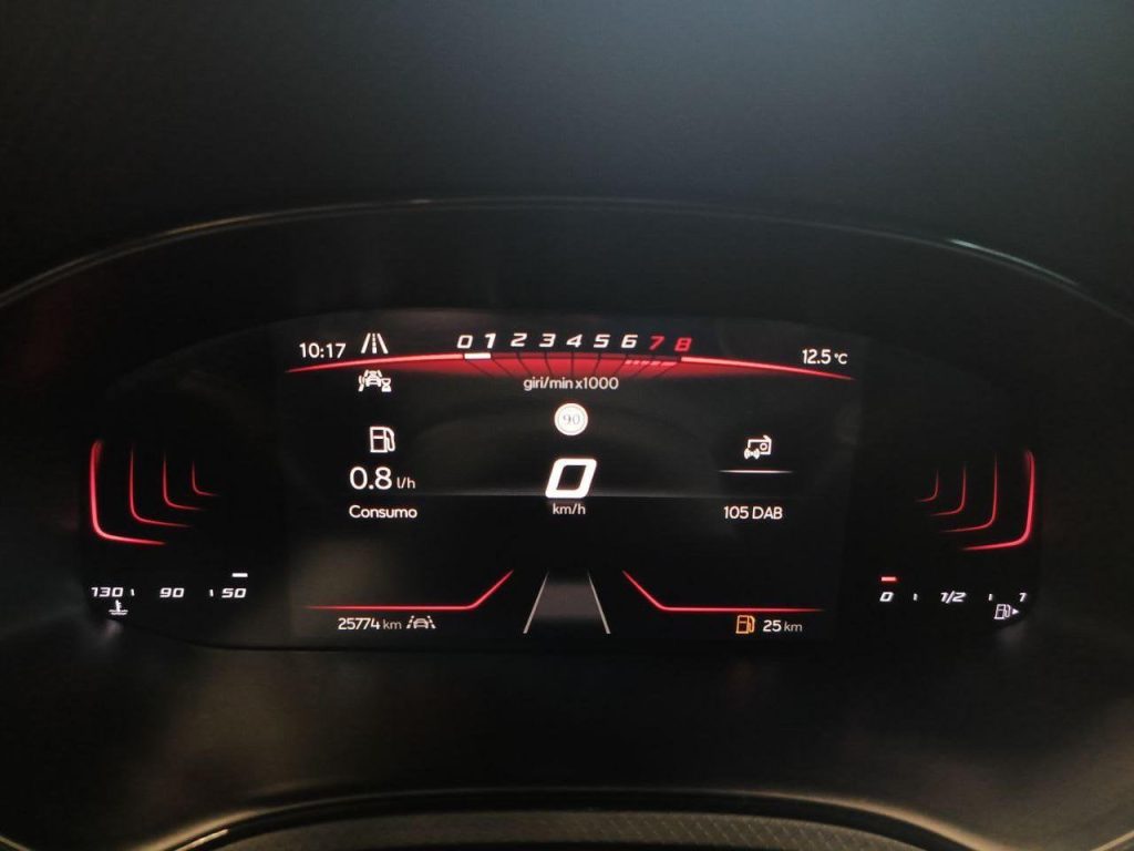 SEAT Arona 1.0 EcoTSI FR - 12