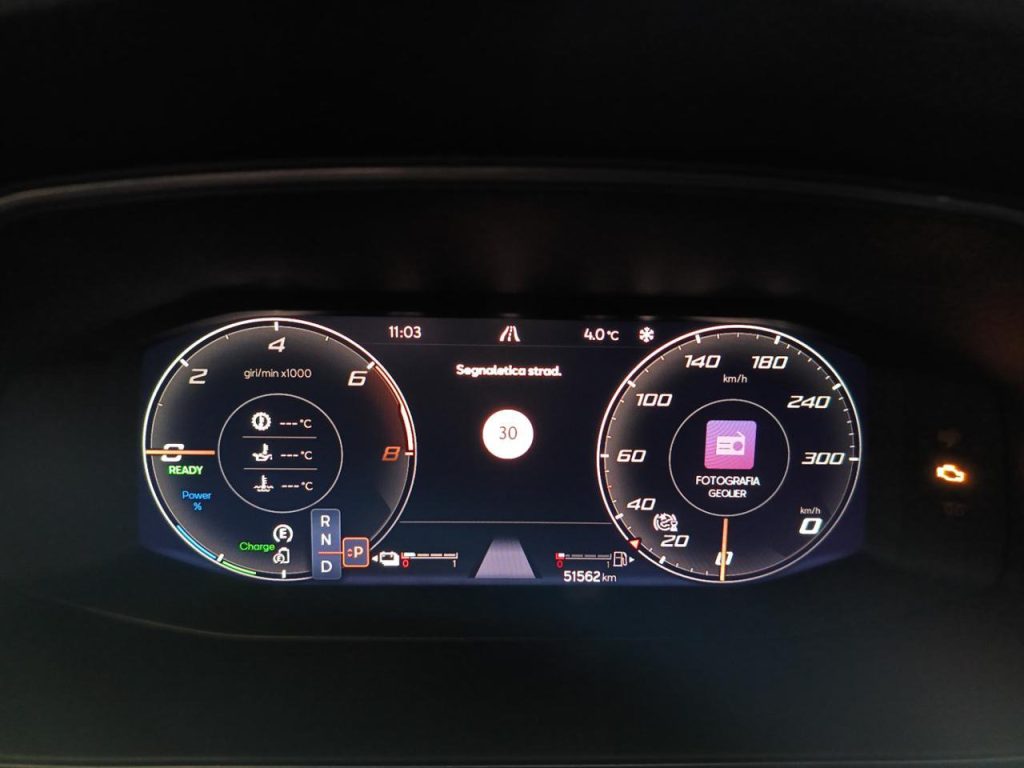 CUPRA Formentor 1.4 e-Hybrid 245CV VZ - 11