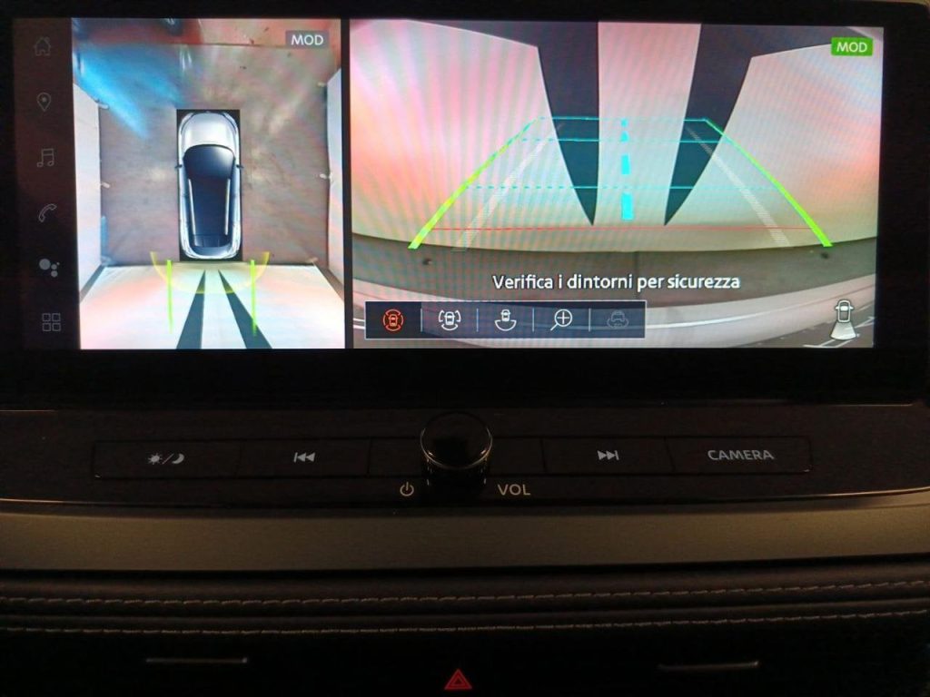 NISSAN Qashqai MHEV 158 CV Xtronic N-Connecta - 18