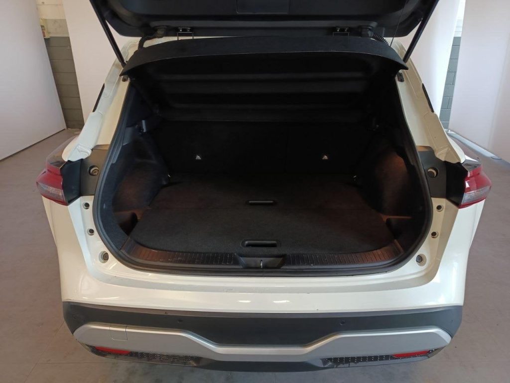 NISSAN Qashqai MHEV 140 CV N-Connecta - 10