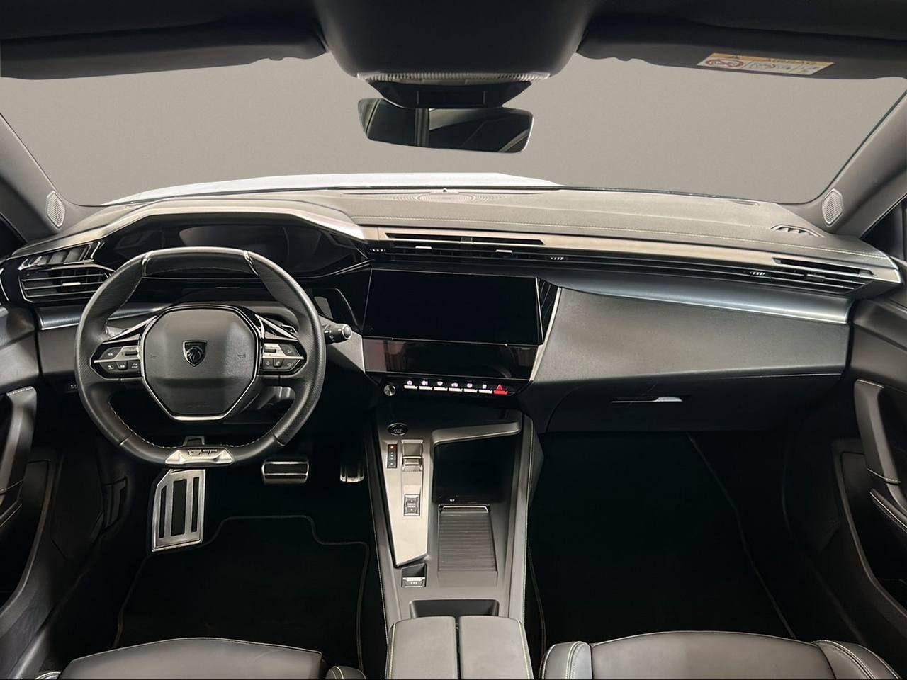 PEUGEOT 308 Plug-in Hybrid 225 e-EAT8 SW GT - 15