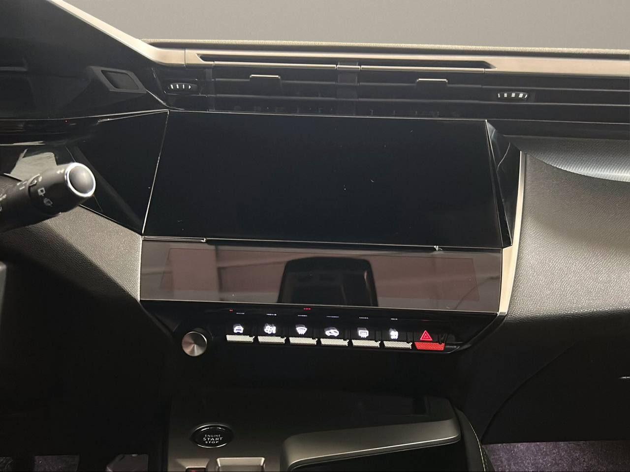 PEUGEOT 308 Plug-in Hybrid 225 e-EAT8 SW GT - 21