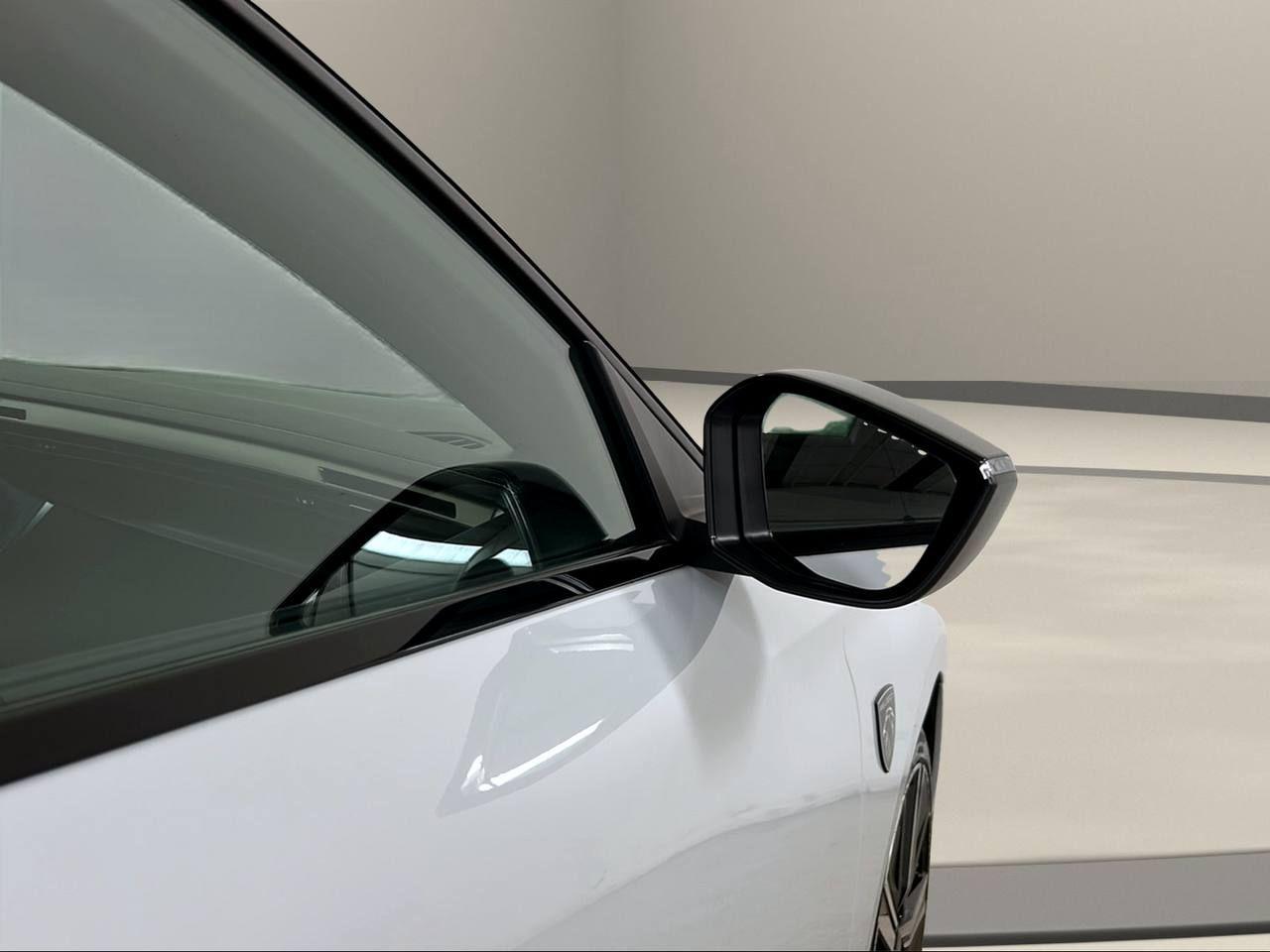 PEUGEOT 308 Plug-in Hybrid 225 e-EAT8 SW GT - 43