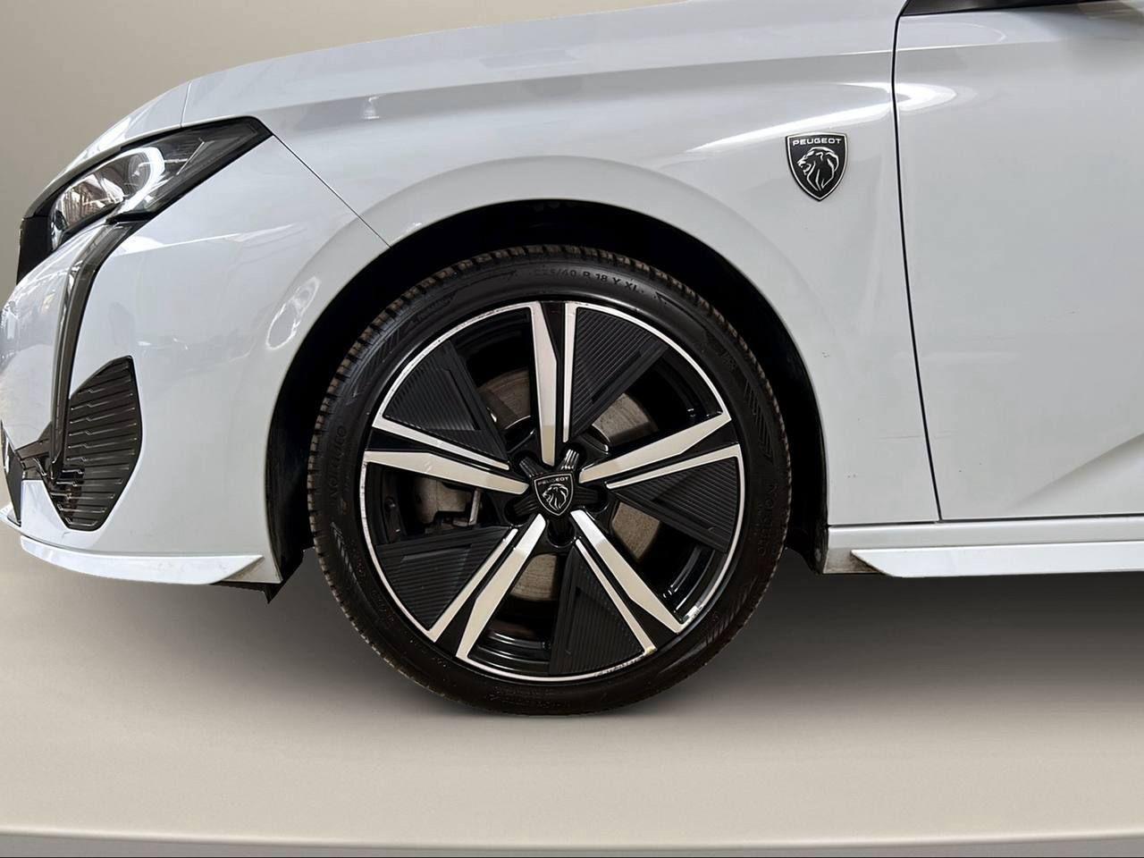 PEUGEOT 308 Plug-in Hybrid 225 e-EAT8 SW GT - 45