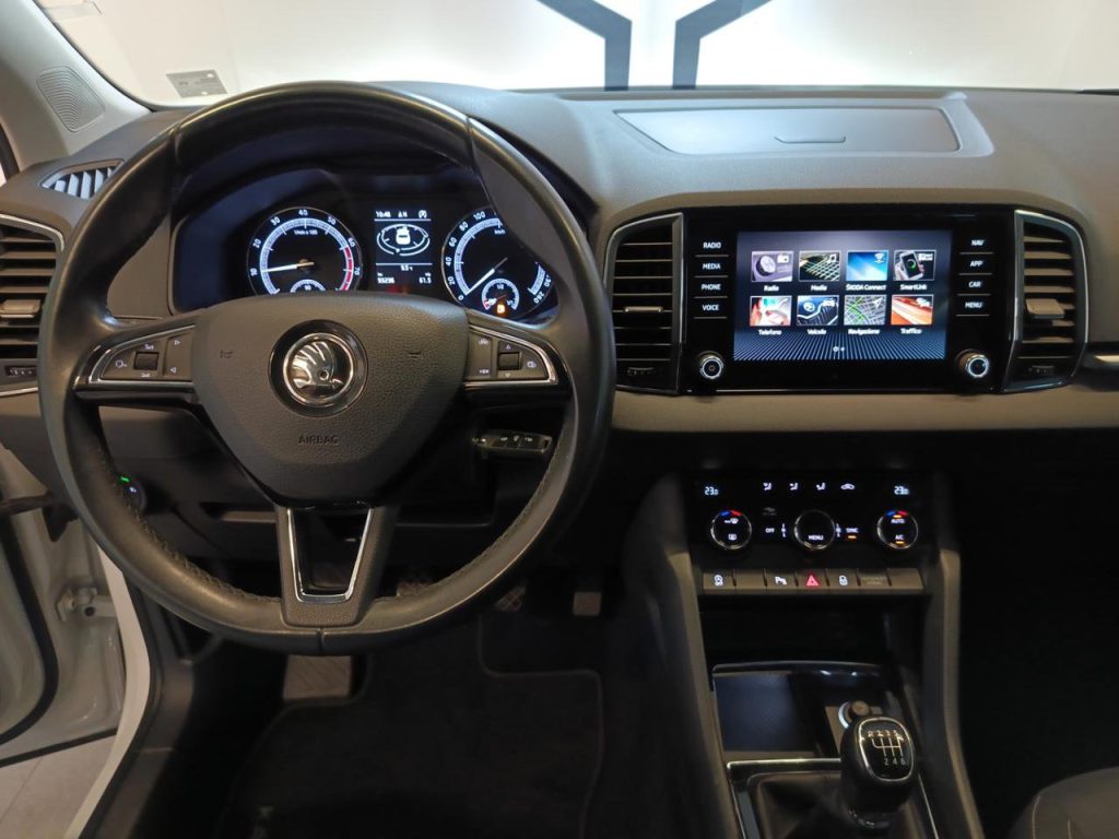SKODA Karoq 1.0 TSI Executive - 11