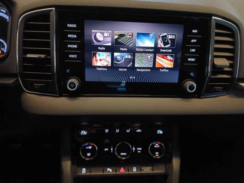 SKODA Karoq 1.0 TSI Executive - 13