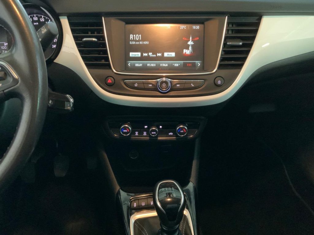 OPEL Crossland 1.2 Turbo 12V 130 CV Design & Tech - 12