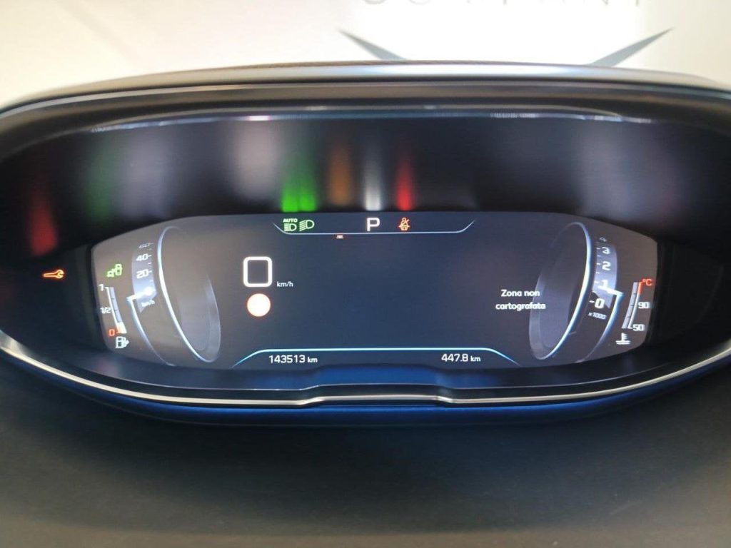 PEUGEOT 3008 BlueHDi 130 S&S EAT8 GT Line - 12