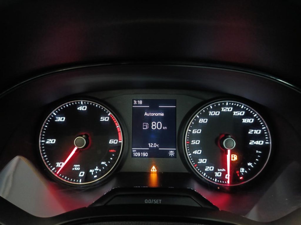 SEAT Arona 1.6 TDI 95 CV Reference - 12