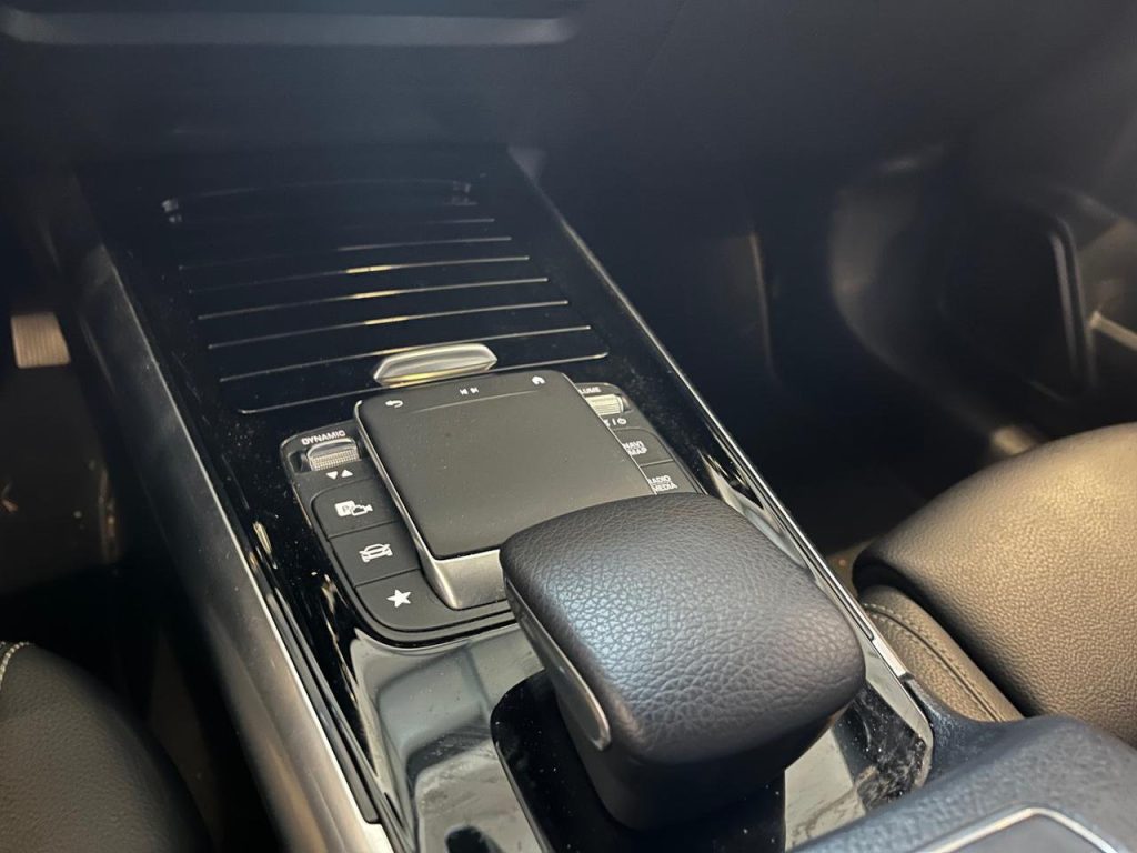 MERCEDES-BENZ GLA 200 200 Automatic Sport Plus GARANZIA 2 ANNI - 12