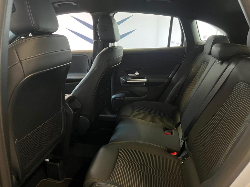 MERCEDES-BENZ GLA 200 200 Automatic Sport Plus GARANZIA 2 ANNI - 16