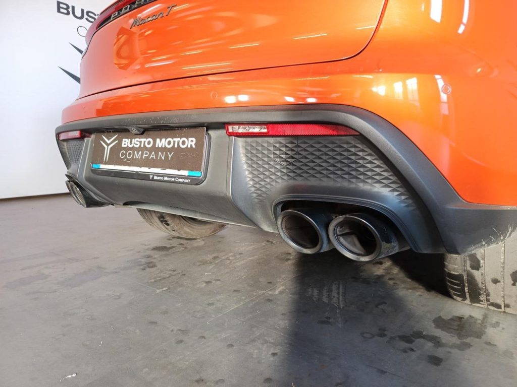 PORSCHE Macan 2.0 T 265CV PACK CHRONO - 12