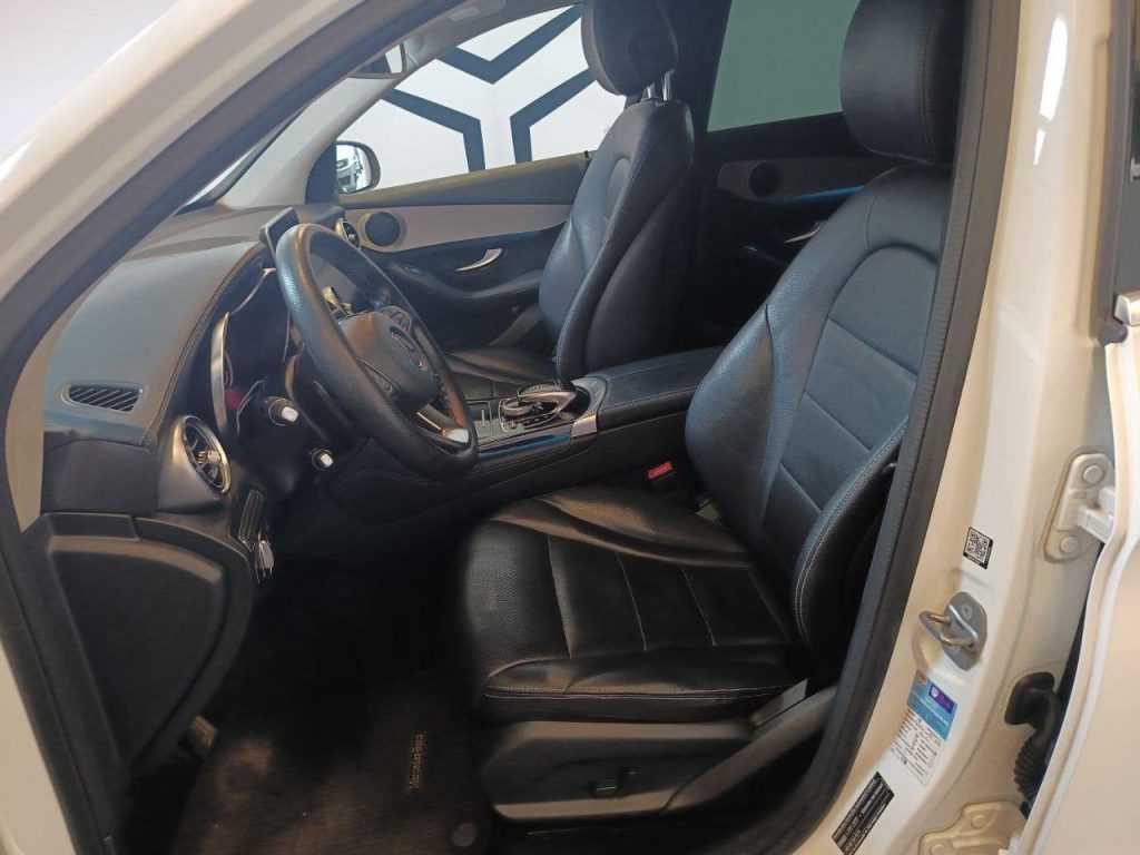 MERCEDES-BENZ GLC 250 250 d 4Matic Sport - 8