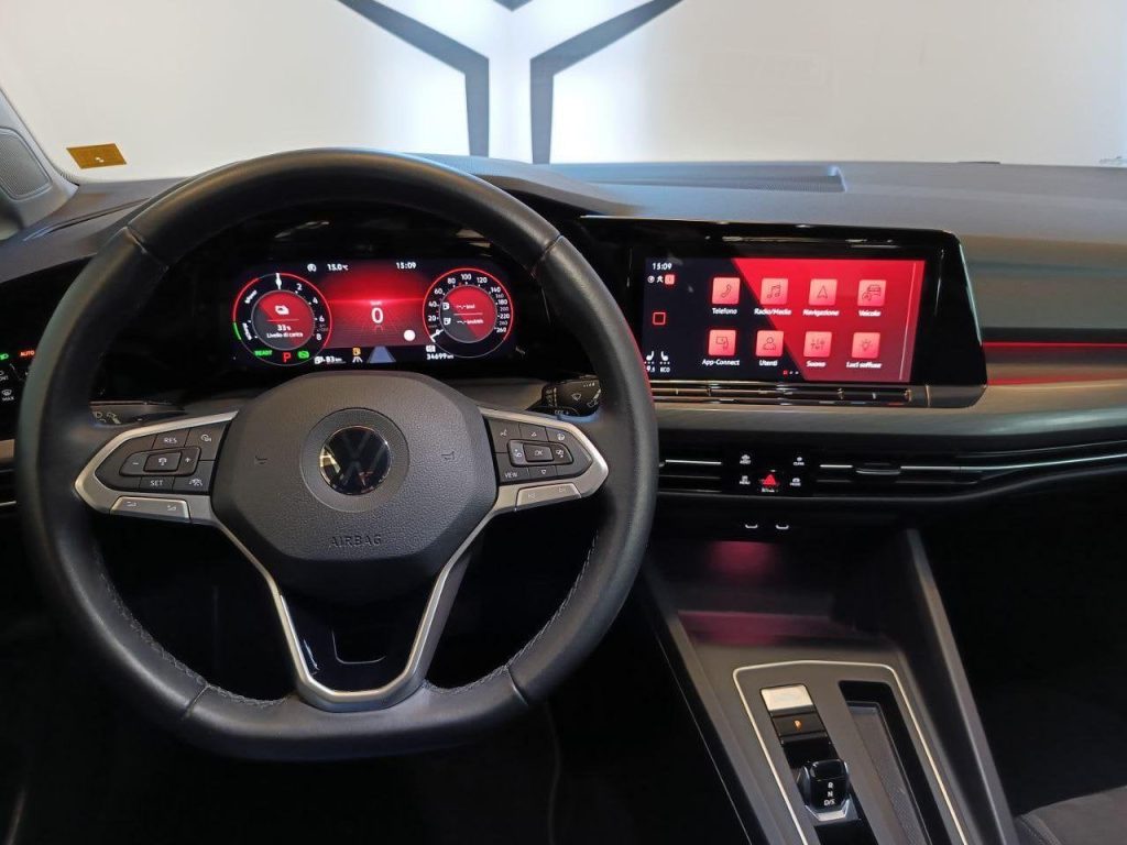 VOLKSWAGEN Golf 1.5 TSI DSG Plug-In-Hybrid - 11