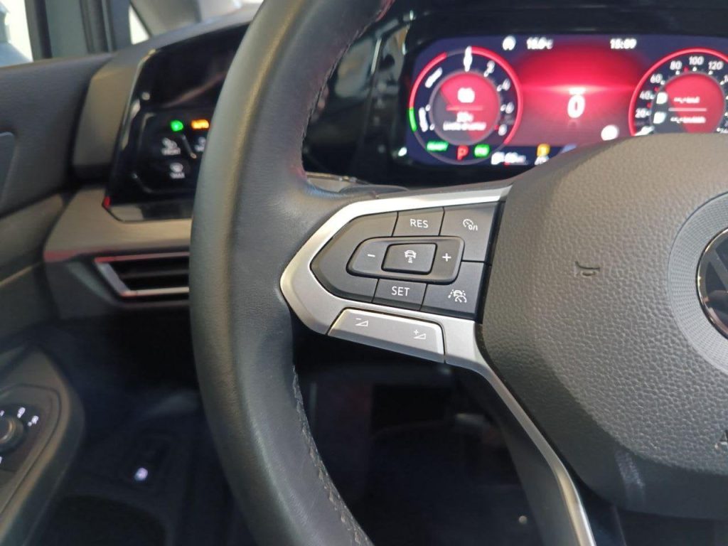 VOLKSWAGEN Golf 1.5 TSI DSG Plug-In-Hybrid - 16