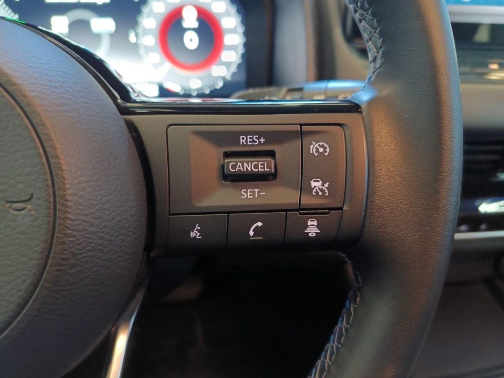 NISSAN Qashqai e-Power N-Connecta - 18