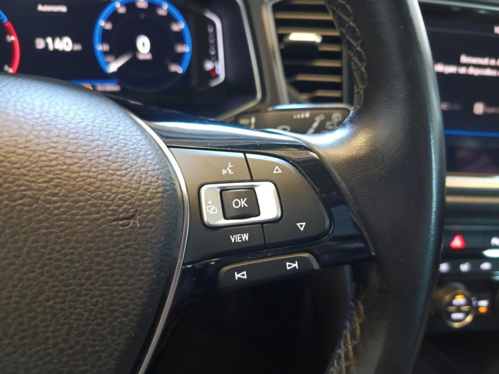 VOLKSWAGEN T-Roc 1.6 TDI SCR Style PROMO FINANZIAMENTO - 17