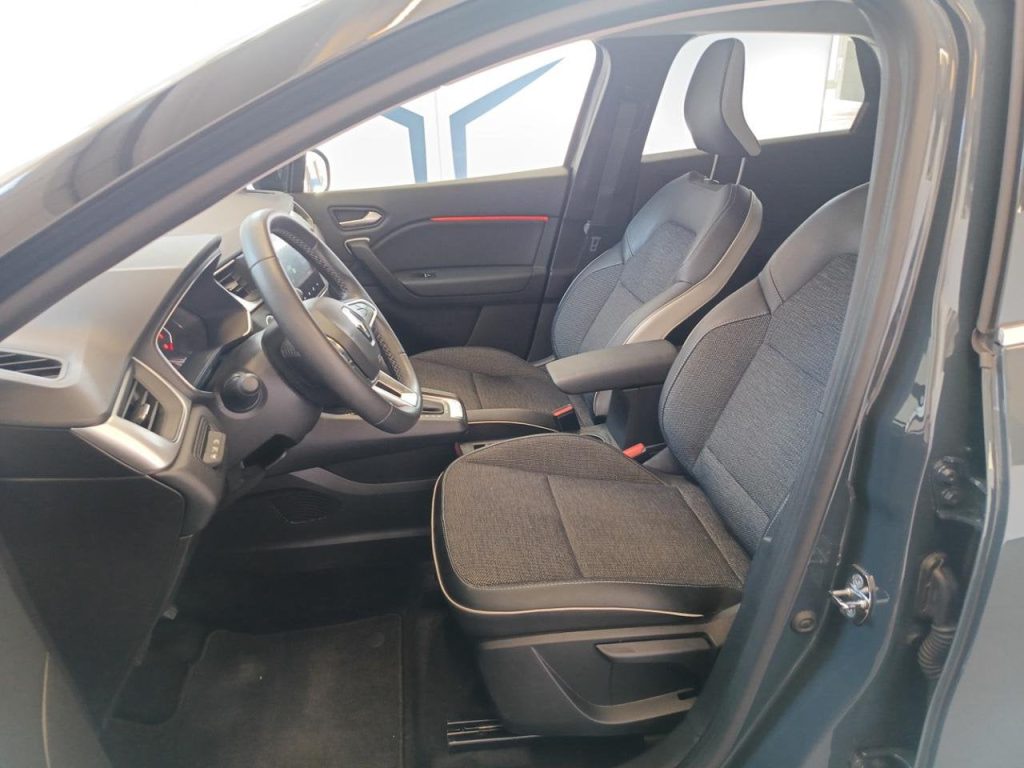 RENAULT Captur Full Hybrid E-Tech 145 CV Techno - 8