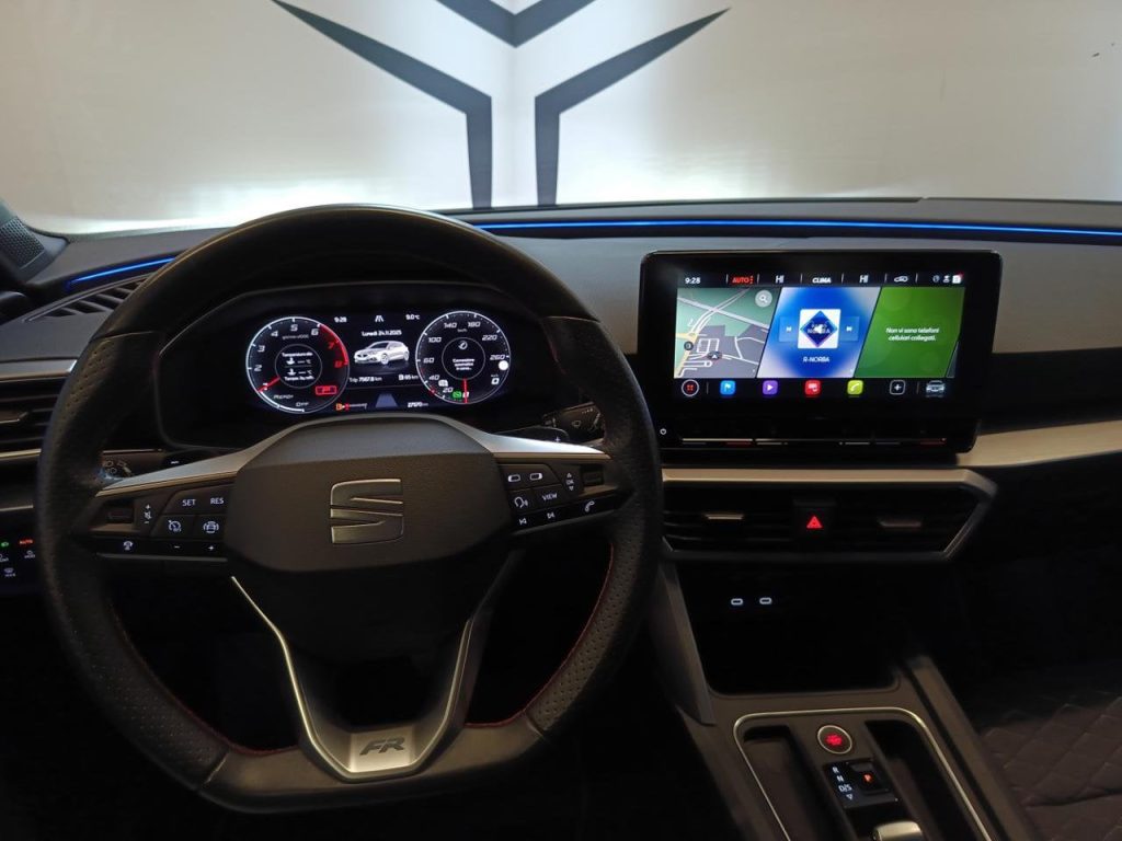 SEAT Leon 1.0 eTSI 110 CV Auto FR - 11