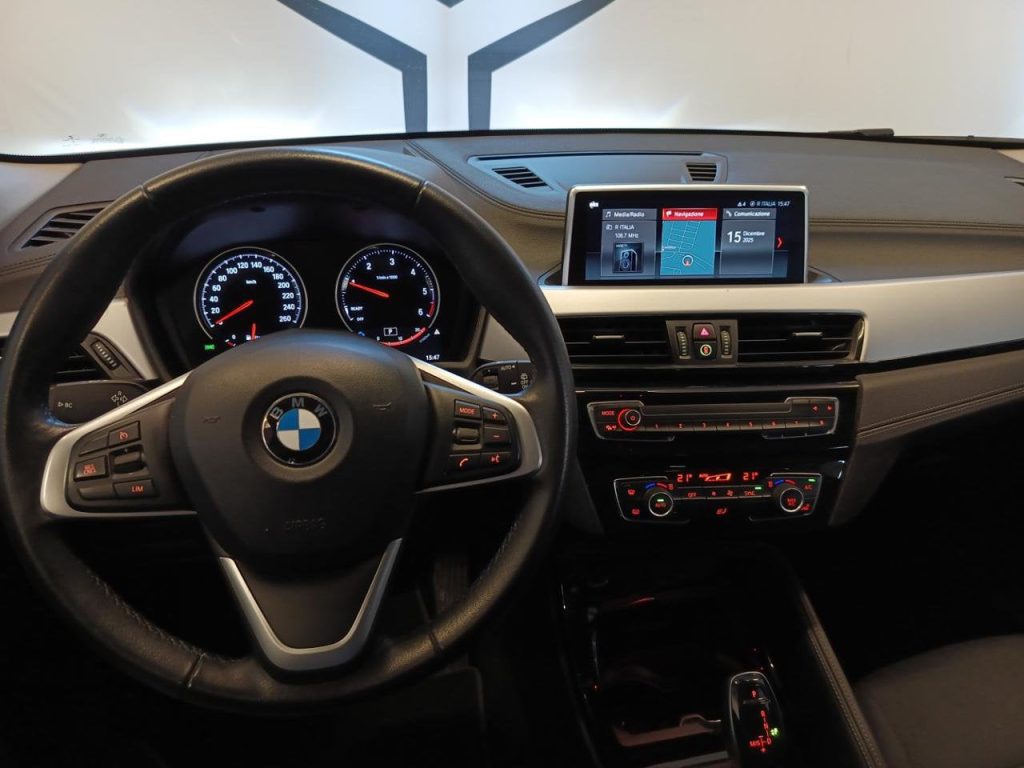 BMW X2 sDrive16d Business-X - 12