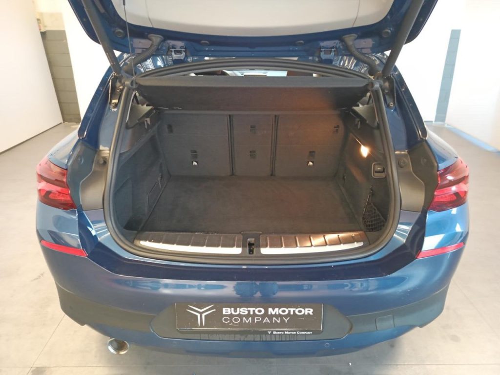 BMW X2 sDrive16d Business-X auto - 10