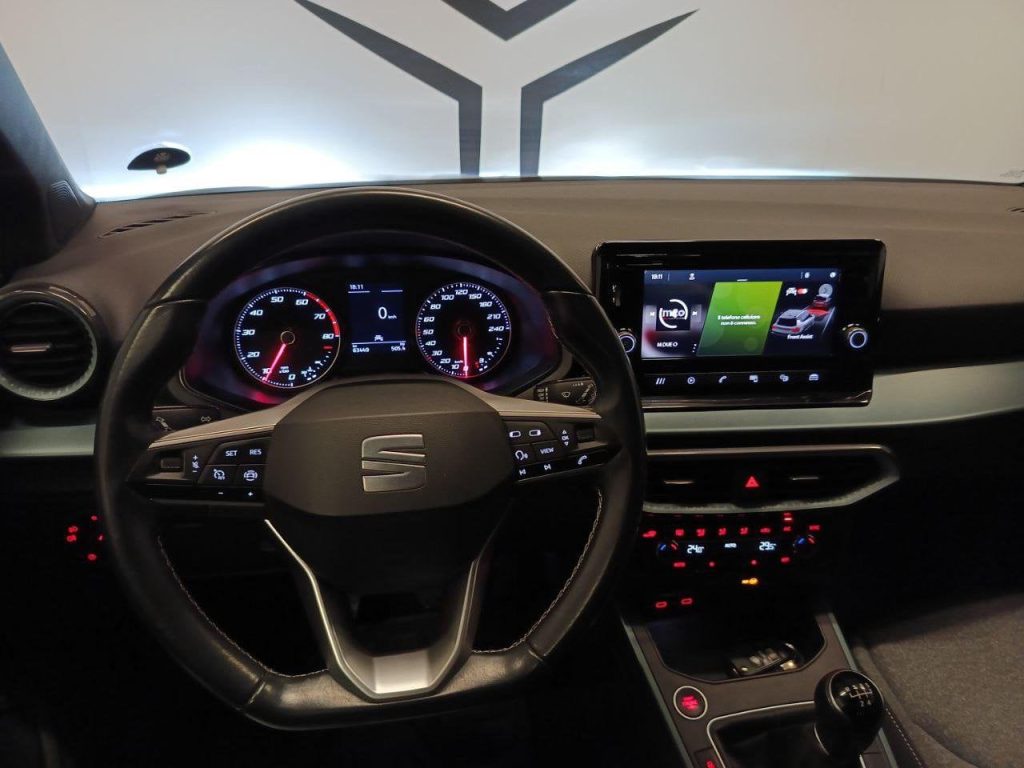 SEAT Arona 1.0 EcoTSI XPERIENCE - 11