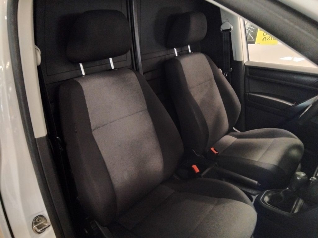 VOLKSWAGEN Caddy 2.0 TDI GANCIO TRAINO BI-XENO PORTAPACCHI - 11