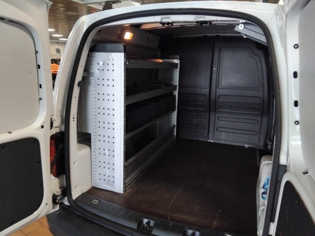 VOLKSWAGEN Caddy 2.0 TDI GANCIO TRAINO BI-XENO PORTAPACCHI - 20