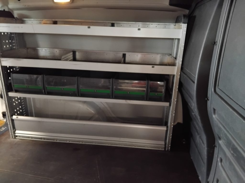 VOLKSWAGEN Caddy 2.0 TDI GANCIO TRAINO BI-XENO PORTAPACCHI - 26