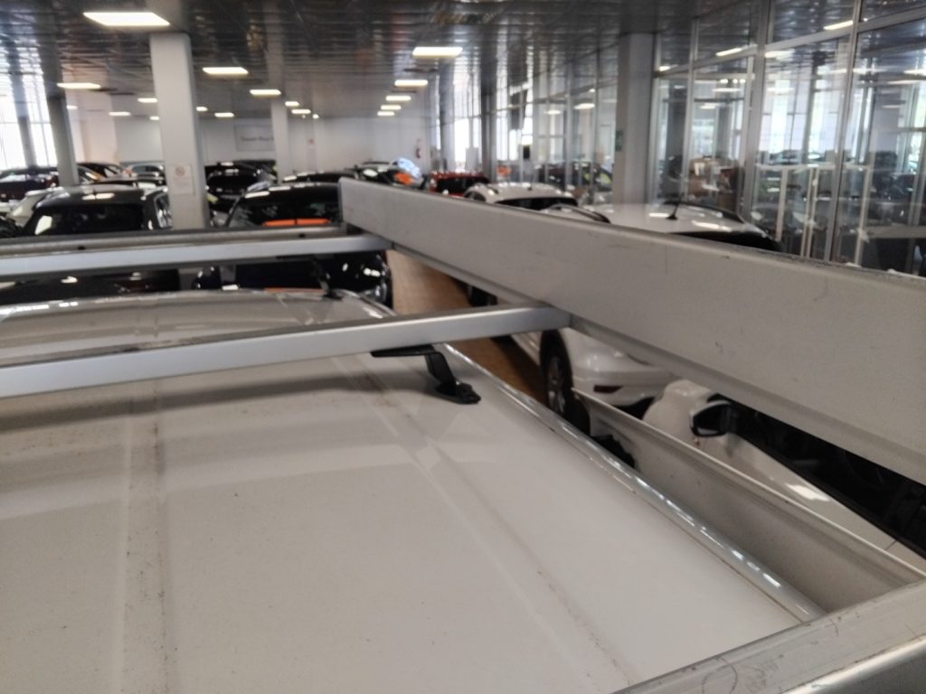 VOLKSWAGEN Caddy 2.0 TDI GANCIO TRAINO BI-XENO PORTAPACCHI - 28