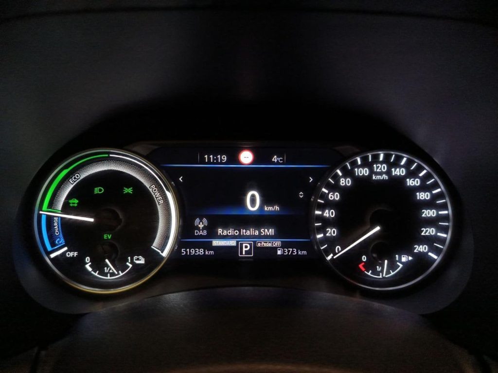 NISSAN Juke 1.6 HEV N-Connecta - 12