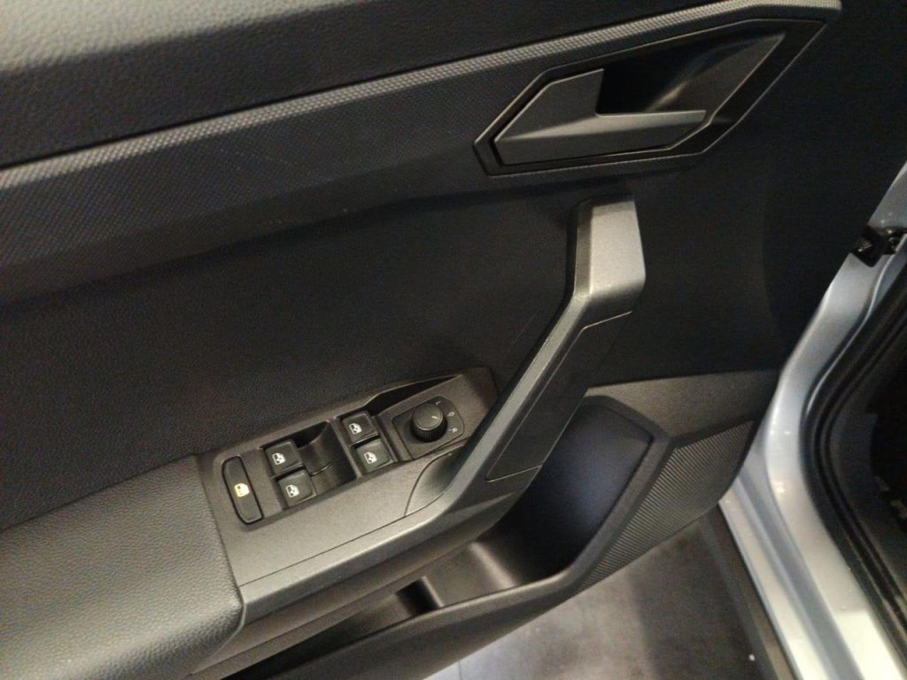 SEAT Arona 1.0 EcoTSI Reference - 11