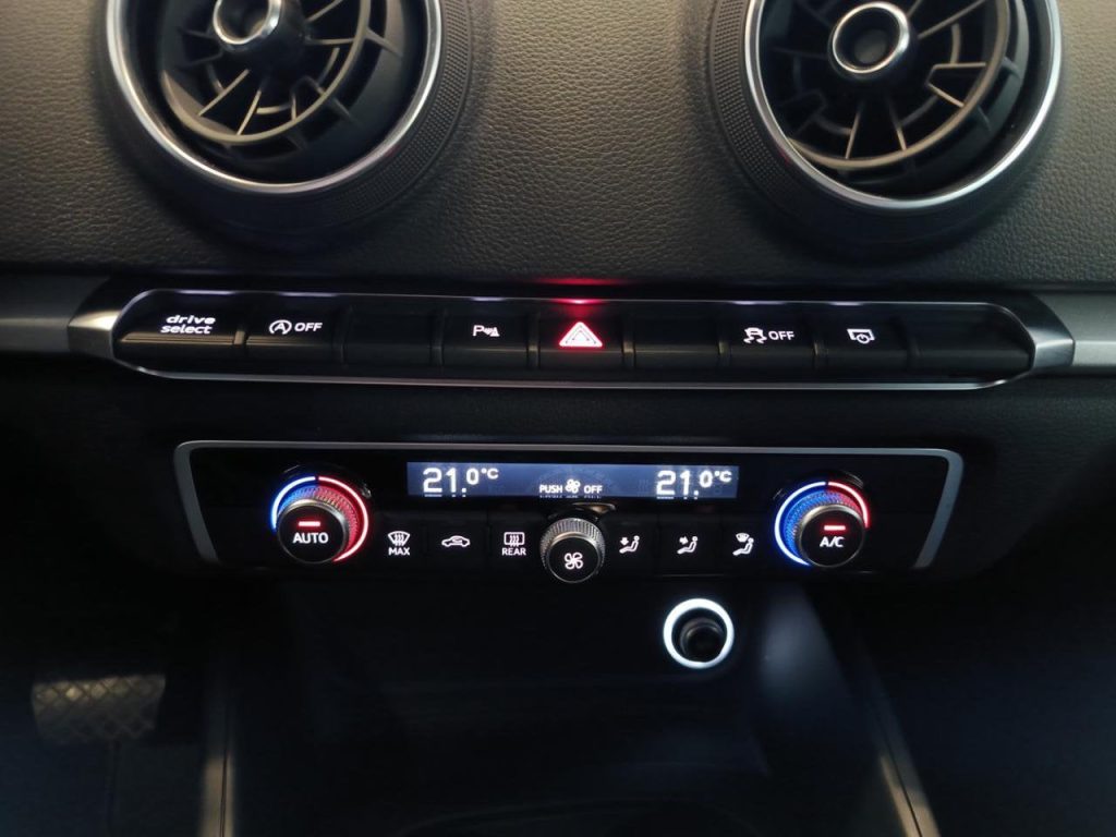 AUDI A3 SPB 1.5 TFSI Business PROMO FINAZIAMENTO - 14