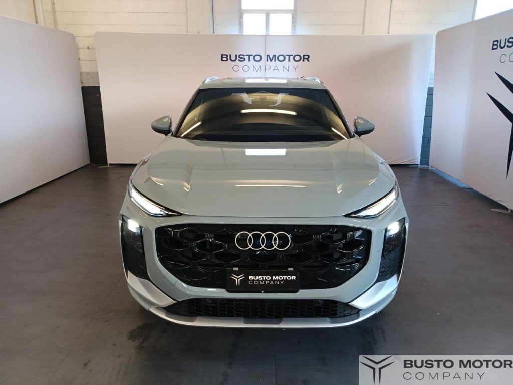 AUDI Q3 TFSI 110 kW mHEV S tronic S Line edition - 2