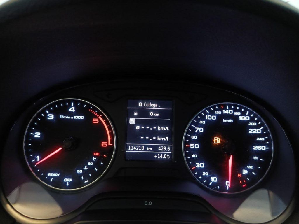 AUDI A3 SPB 1.6 TDI clean diesel Attraction - 12