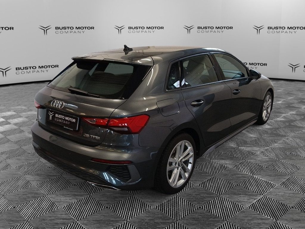 AUDI A3 Sportback 35 TFSI S tronic S line Edition - 4