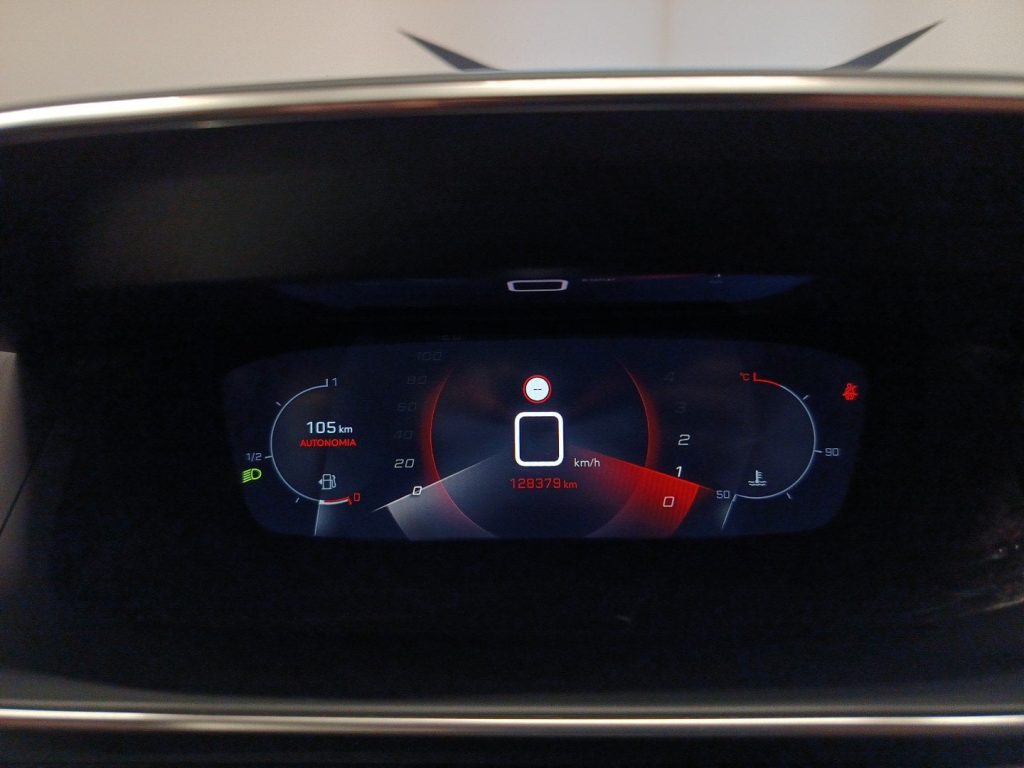 PEUGEOT 2008 2008 1.5 bluehdi GT Line s&s 100cv - 13