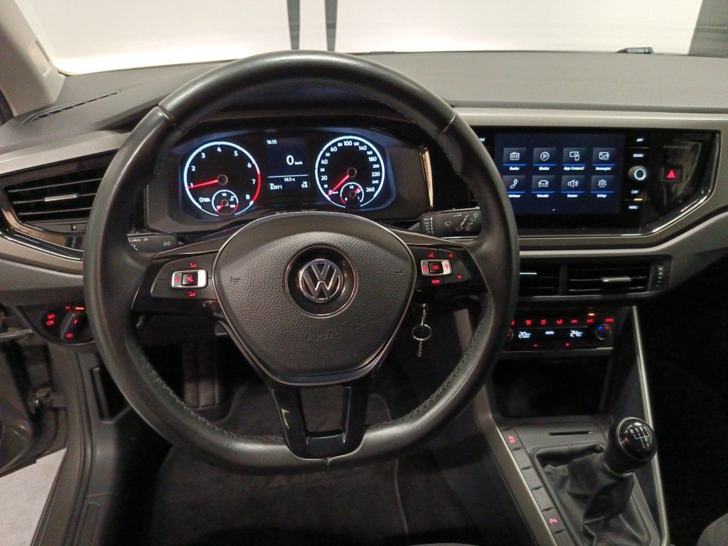 VOLKSWAGEN Polo Polo 5p 1.0 mpi Comfortline 75cv - 11