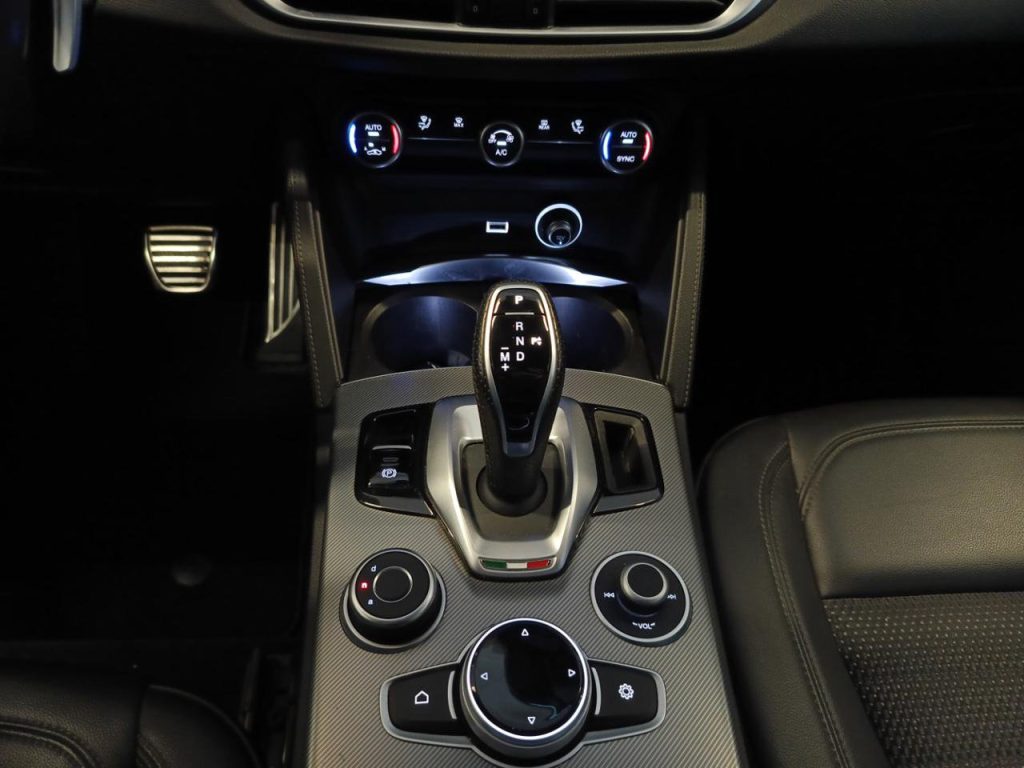 ALFA ROMEO Stelvio 190 CV Auto Q4 Executive - 15