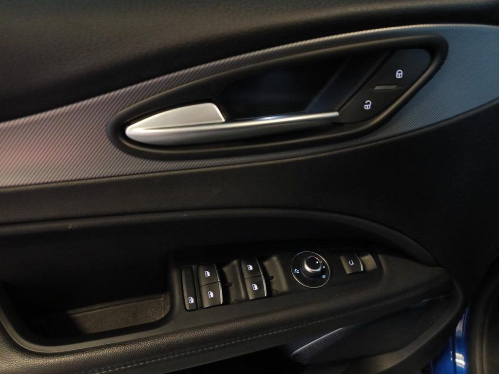 ALFA ROMEO Stelvio 190 CV Auto Q4 Executive - 17