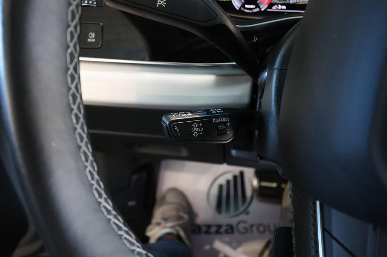 AUDI Q8 55 TFSI Quattro Tiptronic Sport S-Line - 27