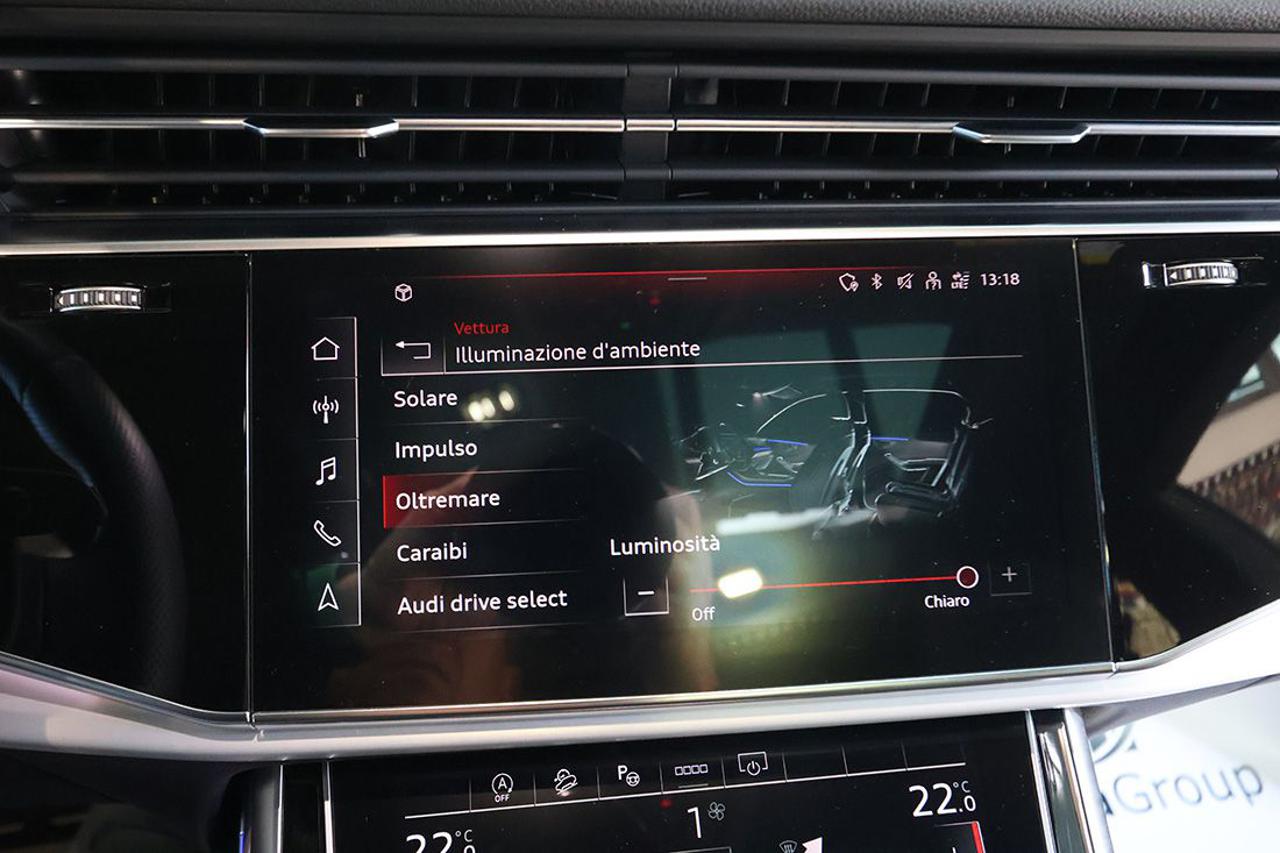 AUDI Q8 55 TFSI Quattro Tiptronic Sport S-Line - 36