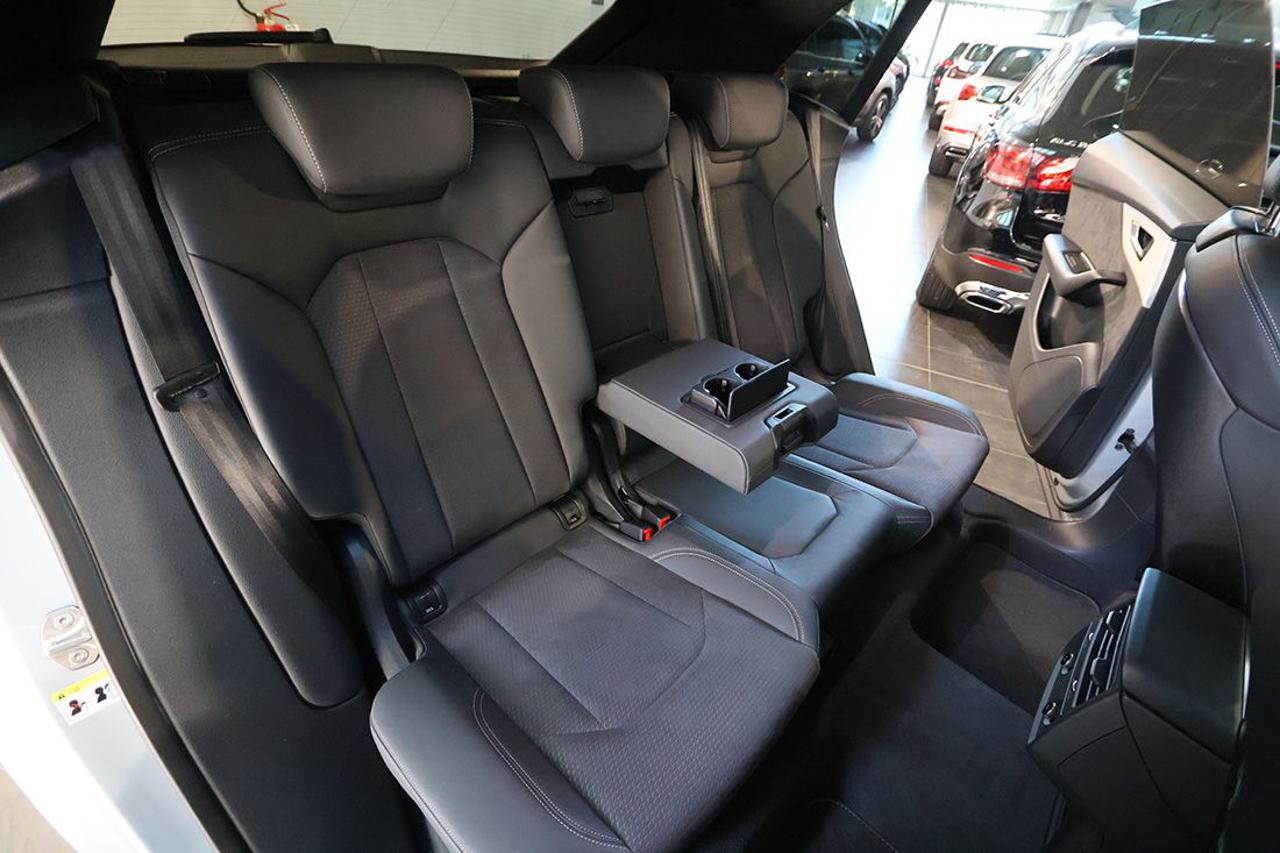 AUDI Q8 55 TFSI Quattro Tiptronic Sport S-Line - 21