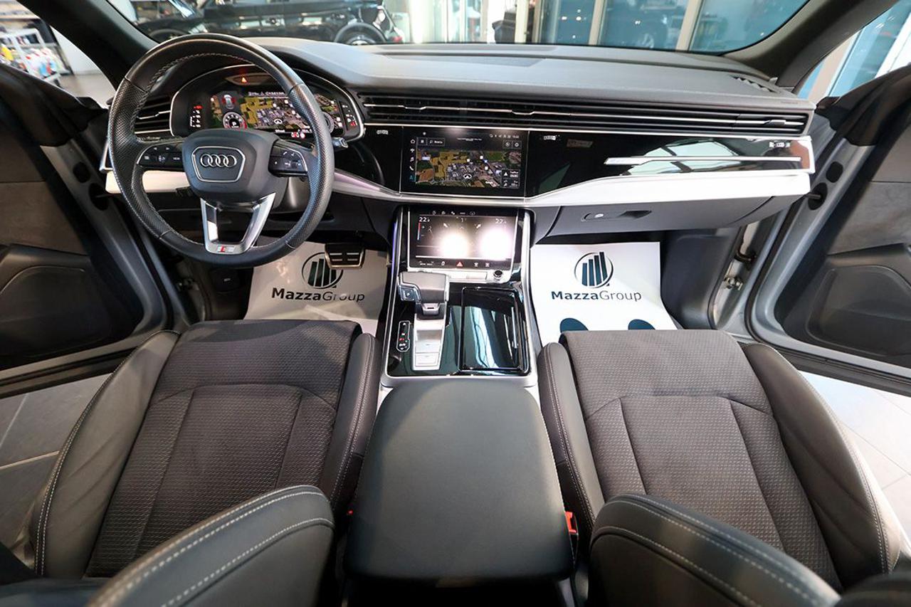 AUDI Q8 55 TFSI Quattro Tiptronic Sport S-Line - 16