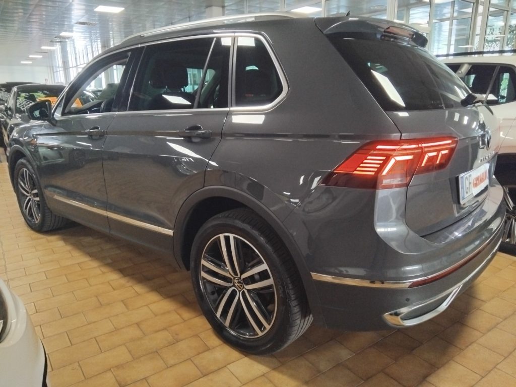 VOLKSWAGEN Tiguan 1.4 TSI eHYBRID DSG Eleg. MATRIX TETTO 19 PLUG IN - 4