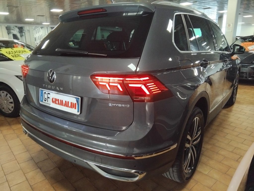 VOLKSWAGEN Tiguan 1.4 TSI eHYBRID DSG Eleg. MATRIX TETTO 19 PLUG IN - 6