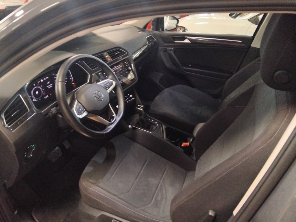 VOLKSWAGEN Tiguan 1.4 TSI eHYBRID DSG Eleg. MATRIX TETTO 19 PLUG IN - 15