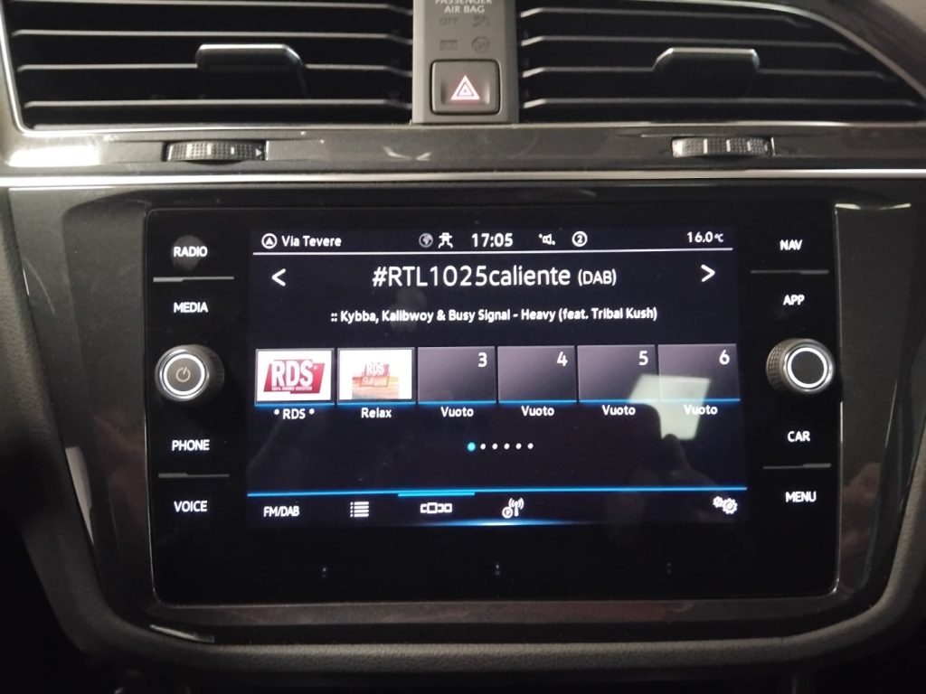 VOLKSWAGEN Tiguan 1.4 TSI eHYBRID DSG Eleg. MATRIX TETTO 19 PLUG IN - 18